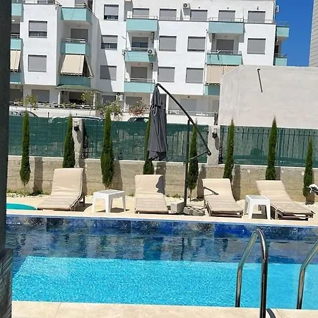 Belle 3 Refaite A Neuf Avec Piscine Privee Villa Golem (Tirana)